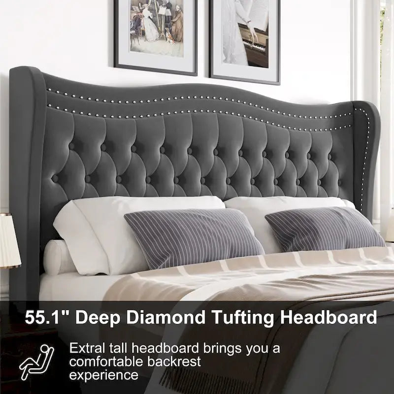 Lit plateforme King Size moderne en velours avec tête de lit capitonnée