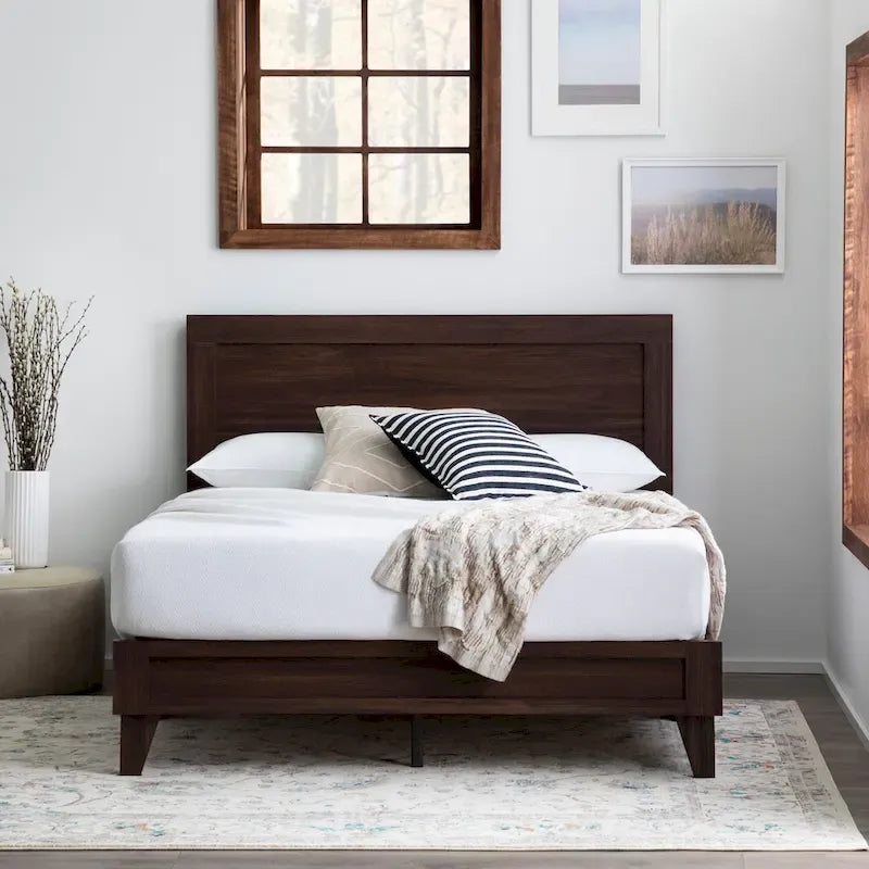 Lit plateforme classique en bois