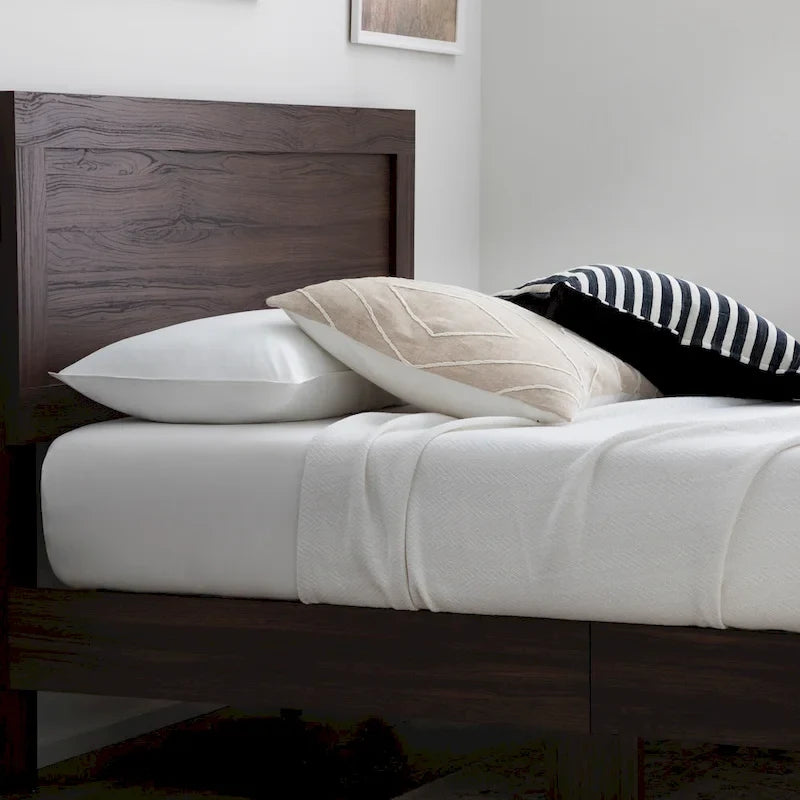 Lit plateforme classique en bois