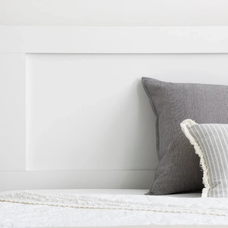 Lit plateforme classique en bois