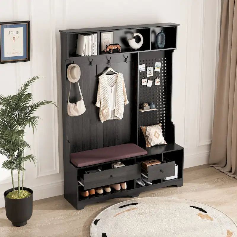 Porte-manteau avec banc à chaussures, patère, étagères et panneau perforé